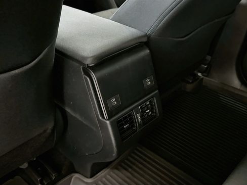 Used 2023 Subaru Solterra AWD image 28