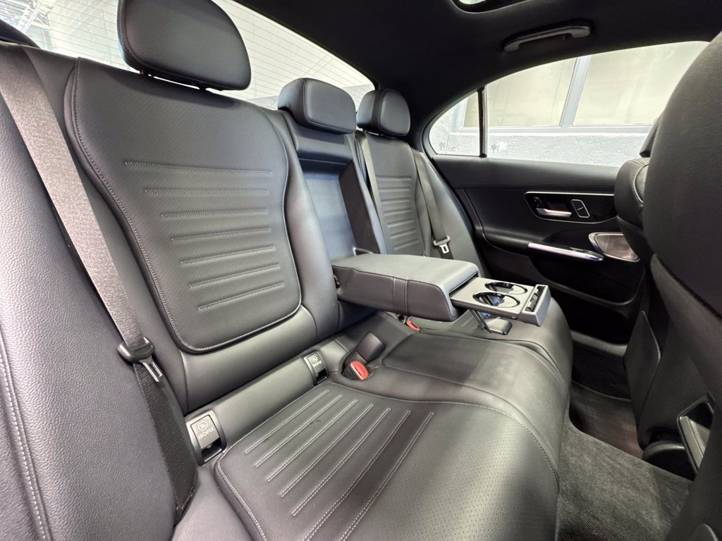 Used 2023 Mercedes-Benz C 300 4MATIC Sedan image 21