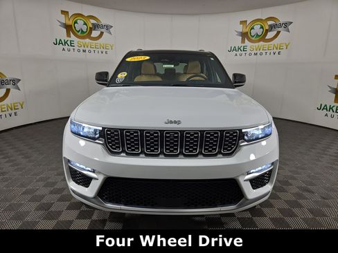 Certified 2023 Jeep Grand Cherokee Summit image 3