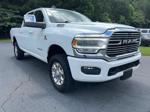 Used 2024 RAM 2500 Laramie AWD/4WD image 3