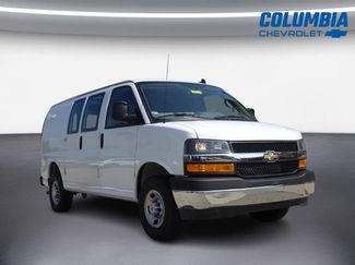 Used 2024 Chevrolet Express 2500 w/ Driver Convenience Package RWD video 1