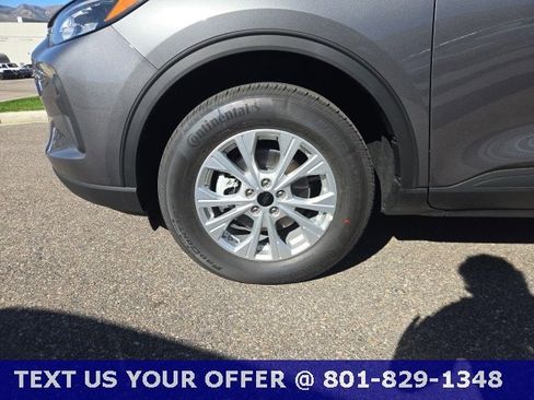 New 2026 Ford Escape Active w/ Tech Pack #1 AWD/4WD image 11