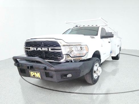 Used 2022 RAM 3500 Tradesman AWD/4WD image 4