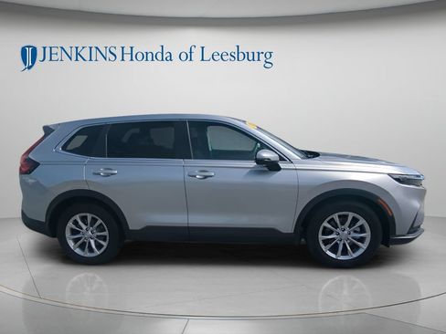 Used 2024 Honda CR-V EX-L image 3