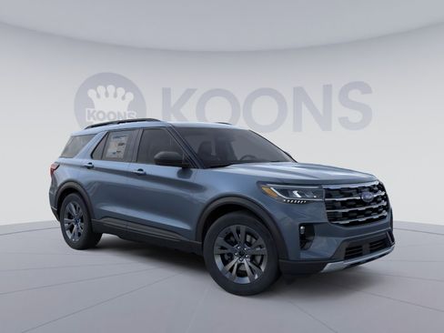 New 2026 Ford Explorer Active AWD/4WD image 10