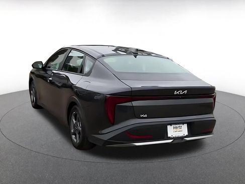 Used 2025 Kia K4 FWD image 11