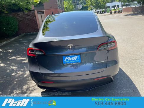 Used 2023 Tesla Model Y Long Range AWD/4WD image 9