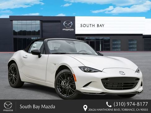 New 2026 MAZDA MX-5 Miata Club w/ Interior Package RWD image 1