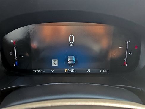 Used 2025 Ford Escape ST-Line w/ Tech Pack #1 AWD/4WD image 15