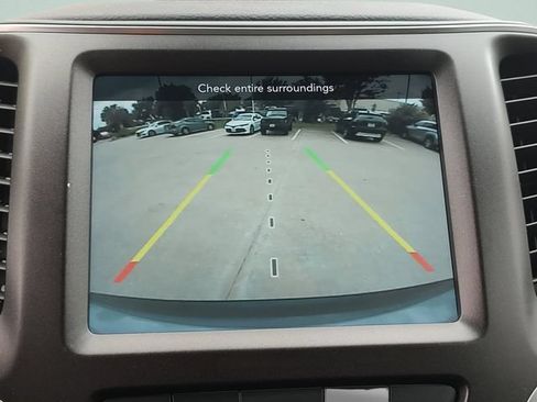 Used 2021 Jeep Cherokee Trailhawk w/ Technology Group AWD/4WD image 15