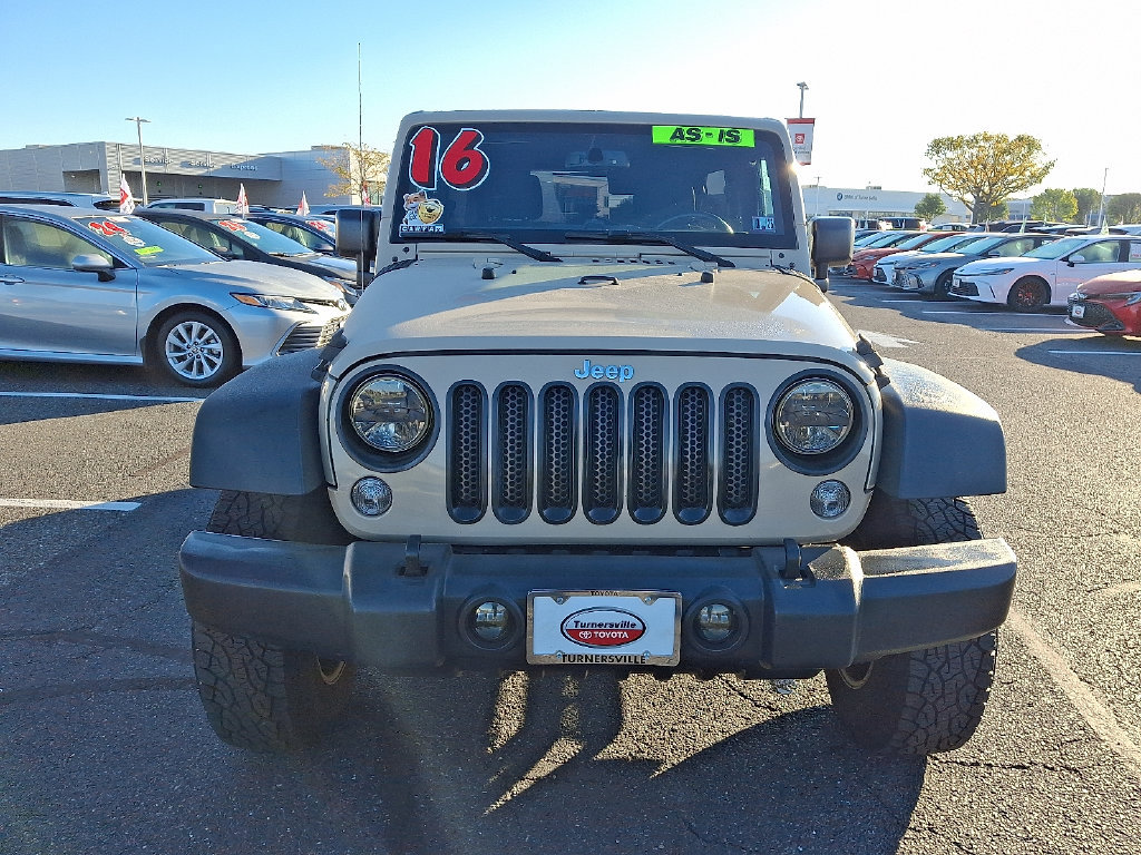 Used 2016 Jeep Wrangler Unlimited Sport w/ Quick Order Package 24S AWD/4WD image 2