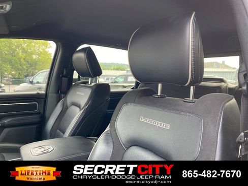Used 2023 RAM 1500 Laramie AWD/4WD image 11