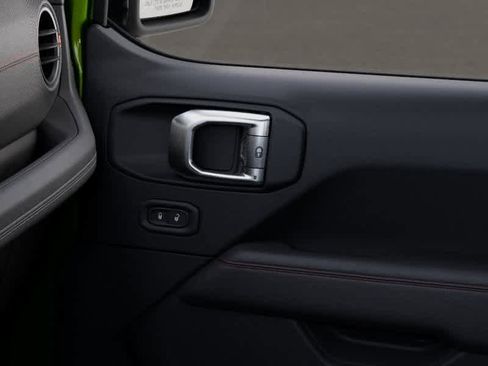 New 2025 Jeep Gladiator Rubicon image 25