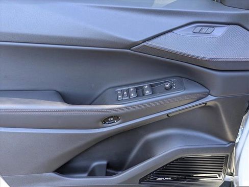 New 2026 Jeep Cherokee Overland image 17