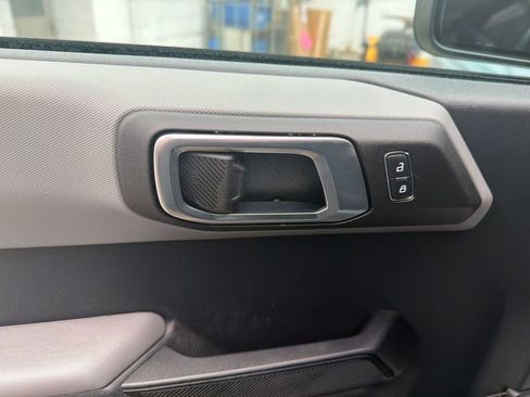 Used 2023 Ford Bronco Big Bend image 13