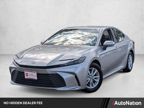 Certified 2025 Toyota Camry LE FWD image 1