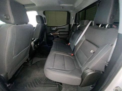 Used 2021 Chevrolet Silverado 1500 LT Trail Boss w/ Convenience Package II AWD/4WD image 15