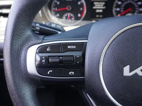 Used 2024 Kia K5 LXS FWD image 35