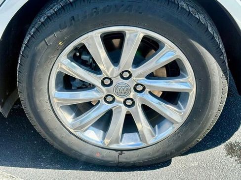 Used 2019 Buick Envision Essence FWD image 19