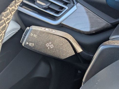 Used 2023 BMW X5 sDrive40i w/ Premium Package image 28