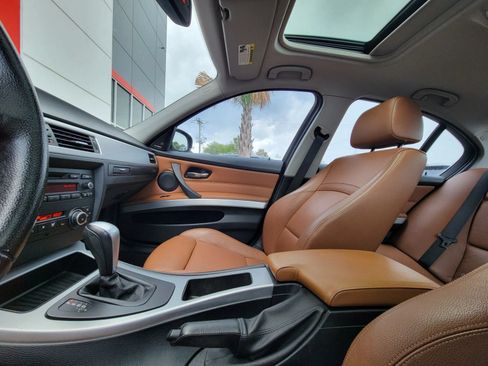 Used 2011 BMW 335i Sedan RWD image 15