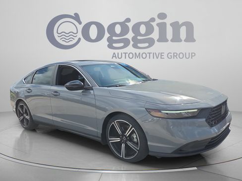 Certified 2024 Honda Accord Sport image 7
