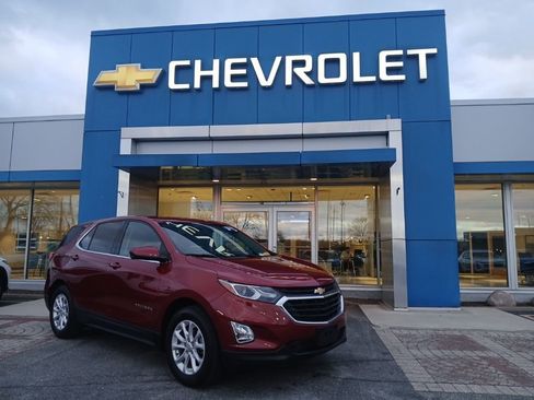 Used 2020 Chevrolet Equinox LT image 1