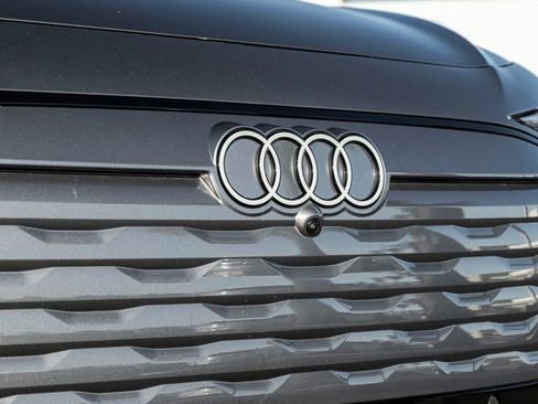 Certified 2025 Audi A6 e-tron Premium Plus w/ Premium Plus RWD image 7