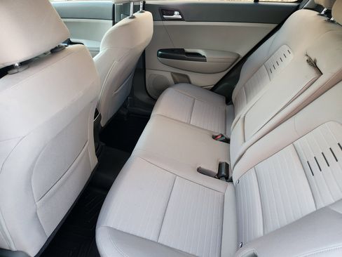 Used 2019 Kia Sportage LX w/ LX Popular Package image 21