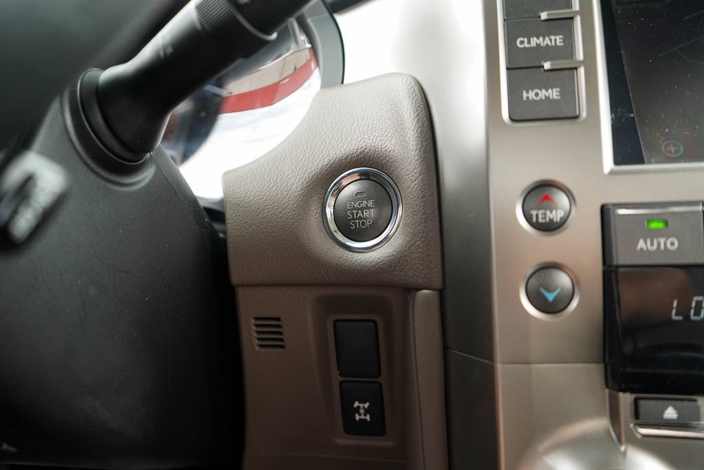 Used 2019 Lexus GX 460 w/ Navigation Package AWD/4WD image 30
