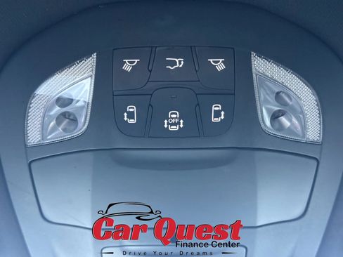 Used 2025 Chrysler Pacifica Select FWD image 34
