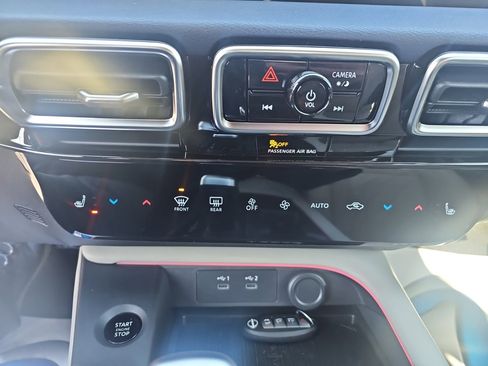 New 2026 Nissan Sentra SL w/ Floor Mat Package FWD image 18