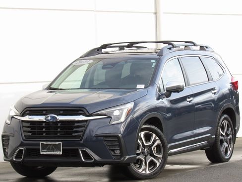 Used 2023 Subaru Ascent Touring w/ Popular Package #2A image 1