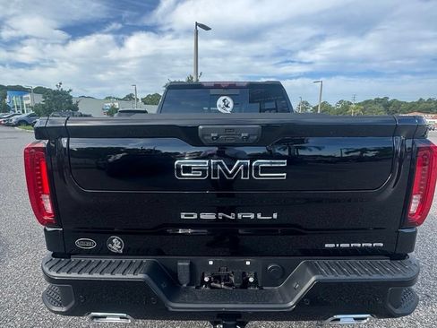 Used 2024 GMC Sierra 1500 Denali w/ Denali Reserve Package AWD/4WD image 6
