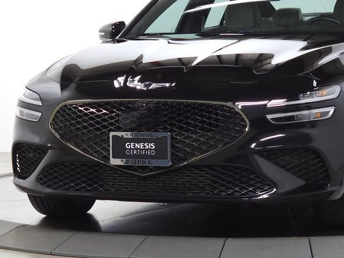 Used 2023 Genesis G70 3.3T w/ Sport Prestige Package AWD/4WD image 3