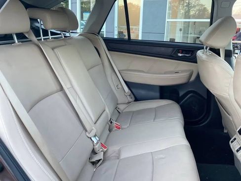 Used 2019 Subaru Outback 2.5i Limited image 27