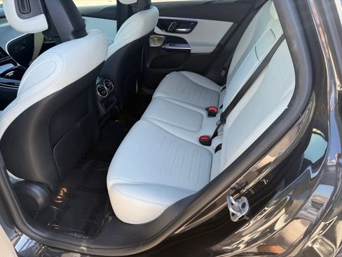 Certified 2025 Mercedes-Benz GLC 300 4MATIC image 11