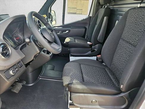 New 2026 Mercedes-Benz Sprinter 2500 image 14
