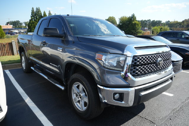 Used 2018 Toyota Tundra SR5 w/ SR5 Upgrade Package RWD image 1