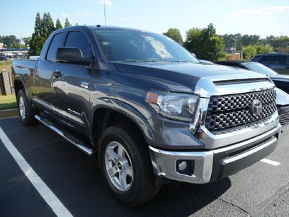 Used 2018 Toyota Tundra SR5 w/ SR5 Upgrade Package