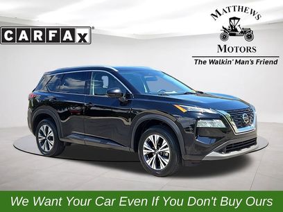 Used 2021 Nissan Rogue SV w/ Premium Package
