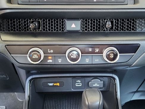 Used 2024 Honda CR-V LX image 26