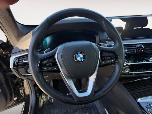 Used 2020 BMW 530e image 17