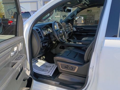 Used 2019 RAM 1500 Limited AWD/4WD image 9