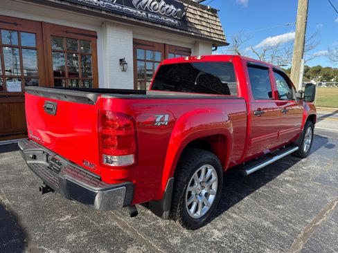 Used 2010 GMC Sierra 1500 SLE w/ Power Pack Plus image 3