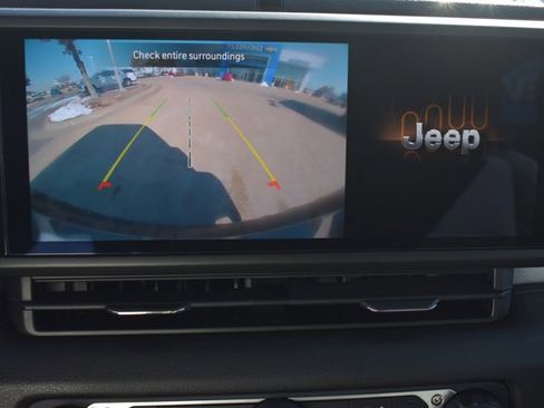 Used 2024 Jeep Wrangler Sport S image 24