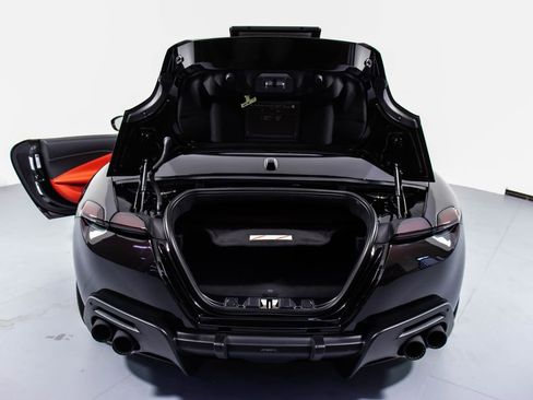 Certified 2025 Ferrari Roma Spider RWD image 24