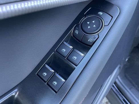 New 2026 Ford Explorer Active image 18