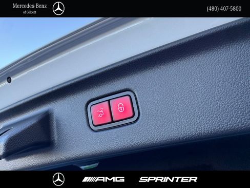 Used 2026 Mercedes-Benz S 580 4MATIC Sedan image 9