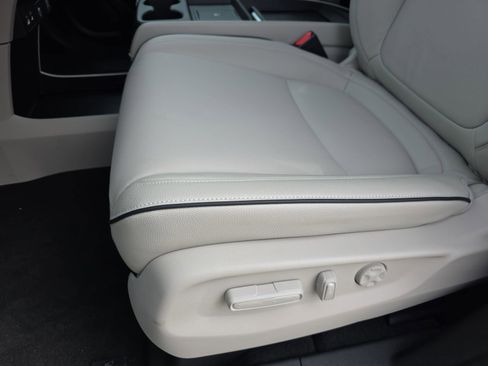 New 2026 Honda Odyssey Touring image 29